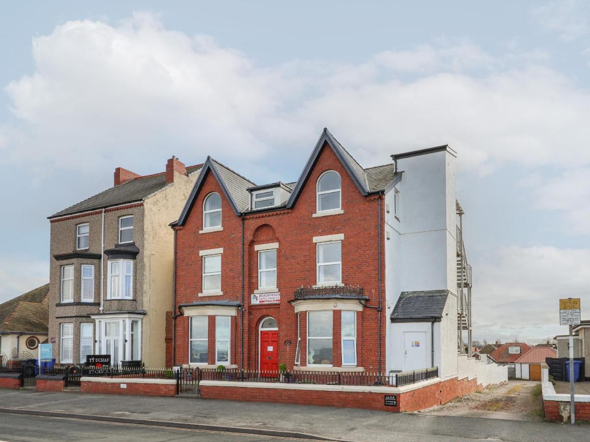 Ty Canol Rhyl Exterior foto